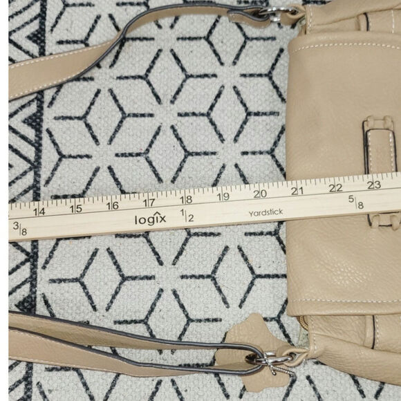 MATTIES LIGHT TAN SHOULDER BAG - Picture 13 of 16